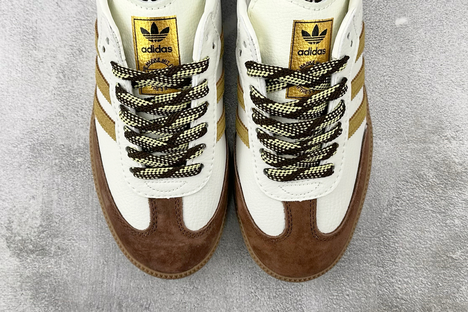 出口订单 adidoriginals SAMBA 白色 KI8887