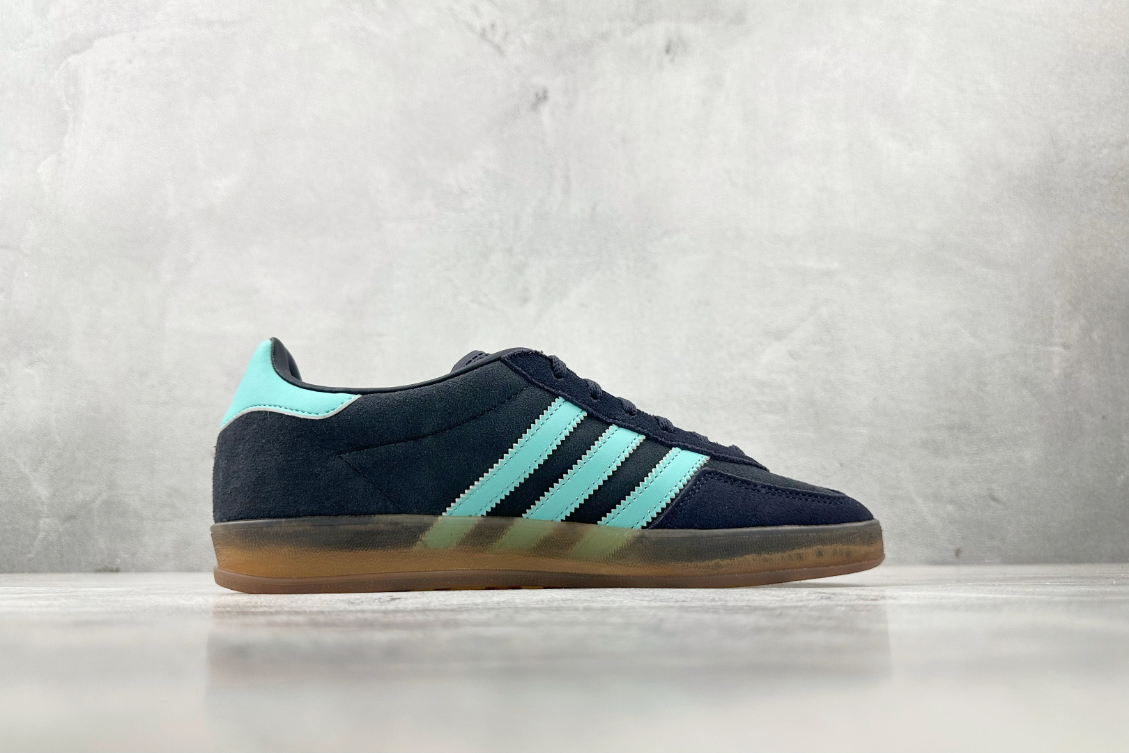 adidoriginals GAZELLE INDOOR 蓝色 JI2587