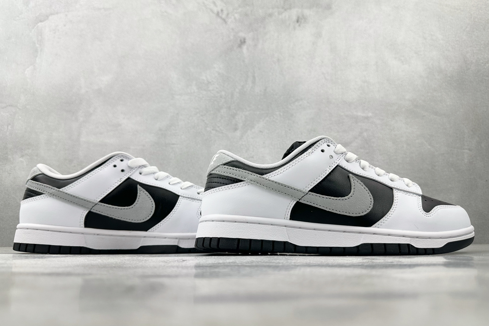 Nike Dunk Reverse Panda 2.0 白黑色 IB4620-141