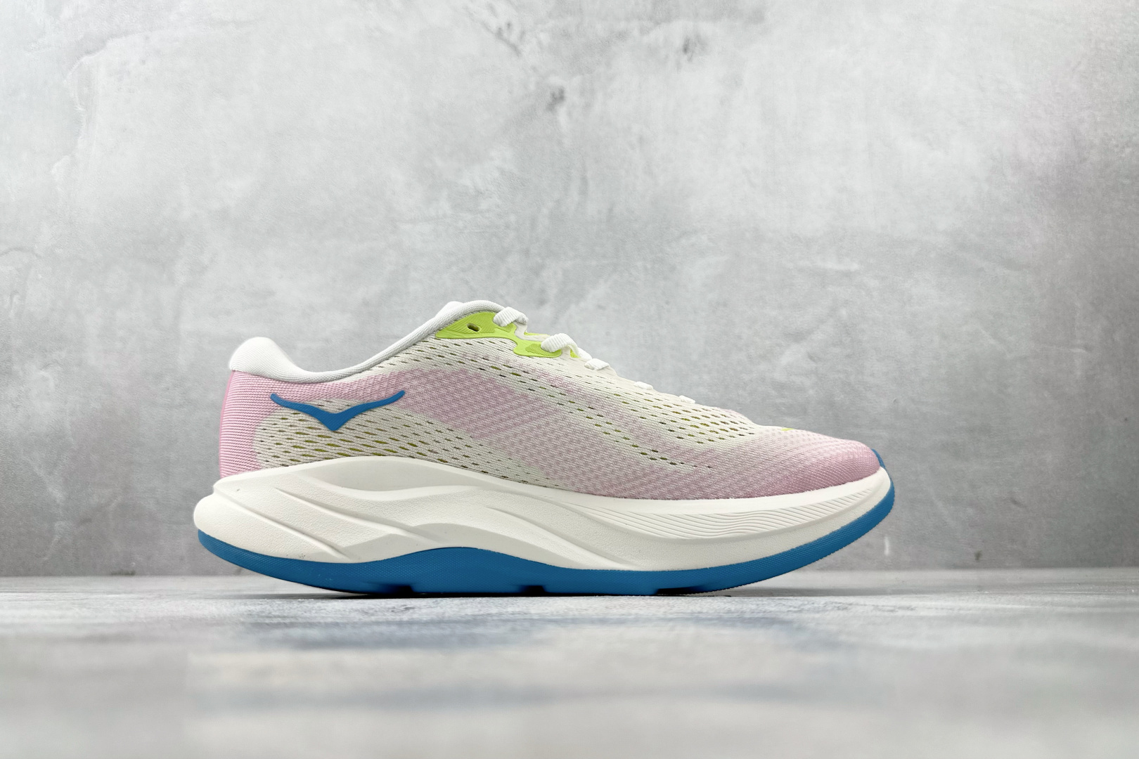 HOKA ONE ONE RINC4 白粉 1155133-fnk