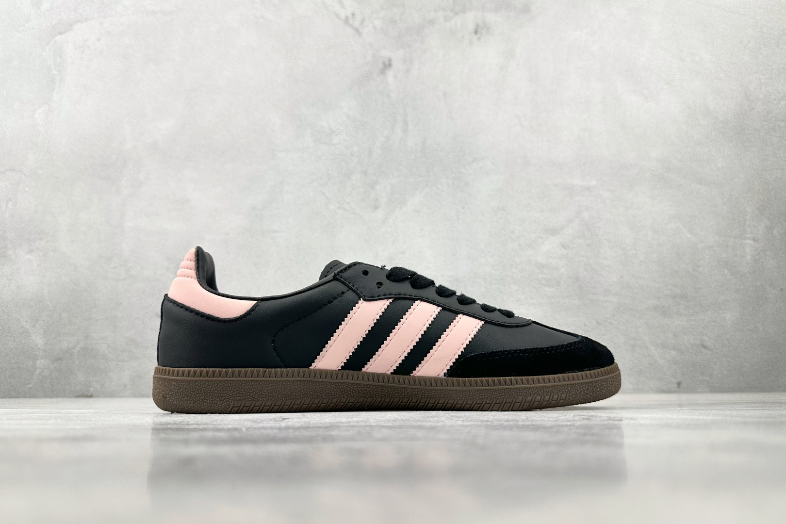 H11 
平台爆款【定制球鞋】adidas originals SAMBA OG气泡水母 可可小猫 黑粉