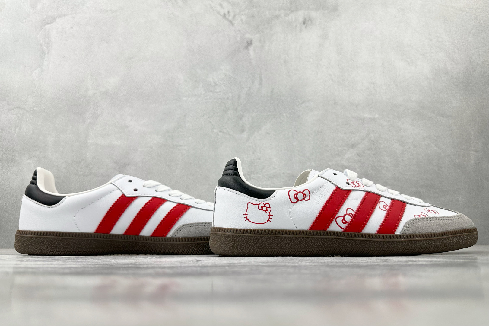 H11 
平台爆款【定制球鞋】adidas originals SAMBA OG气泡水母 可可小猫 灰白