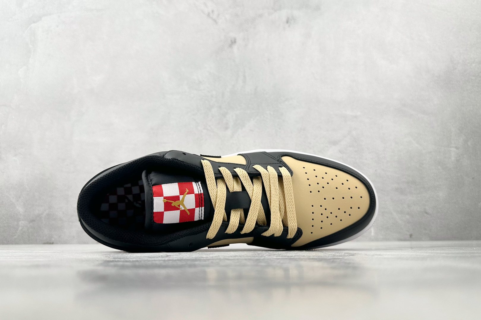 综合版 Jordan Air Jordan 1 Low 棕褐色 HQ2016-200