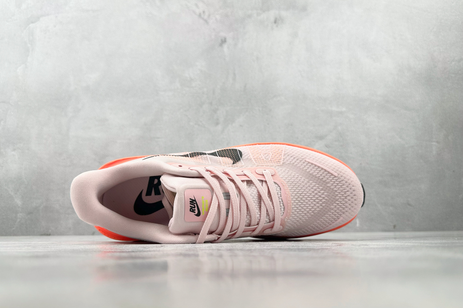 Nike Vomero Vomero Premium 粉橙 HQ2050-442