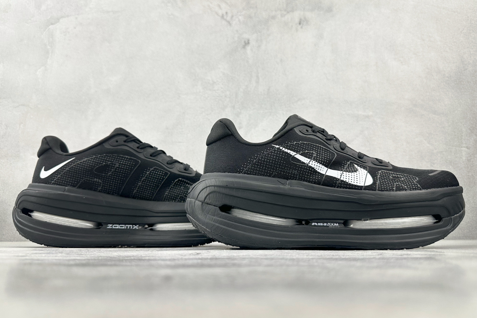 Nike Vomero Vomero Premium 黑色 HM5973-100