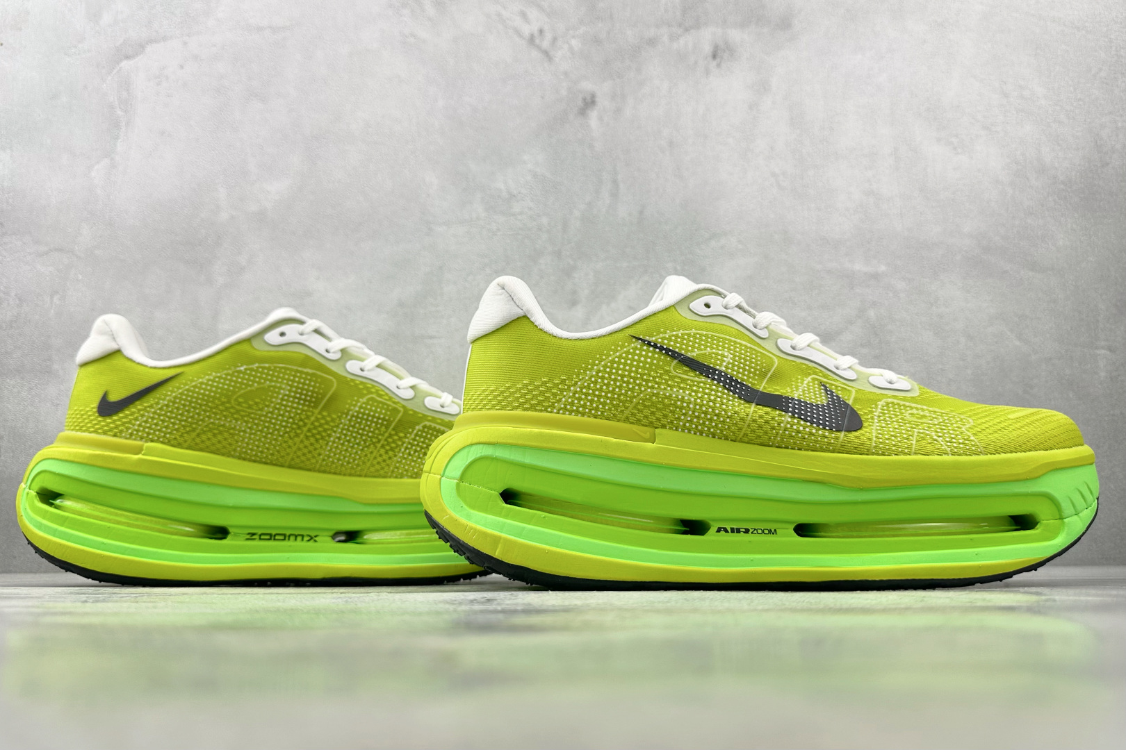 Nike Vomero Vomero Premium 绿色 HQ2050-558