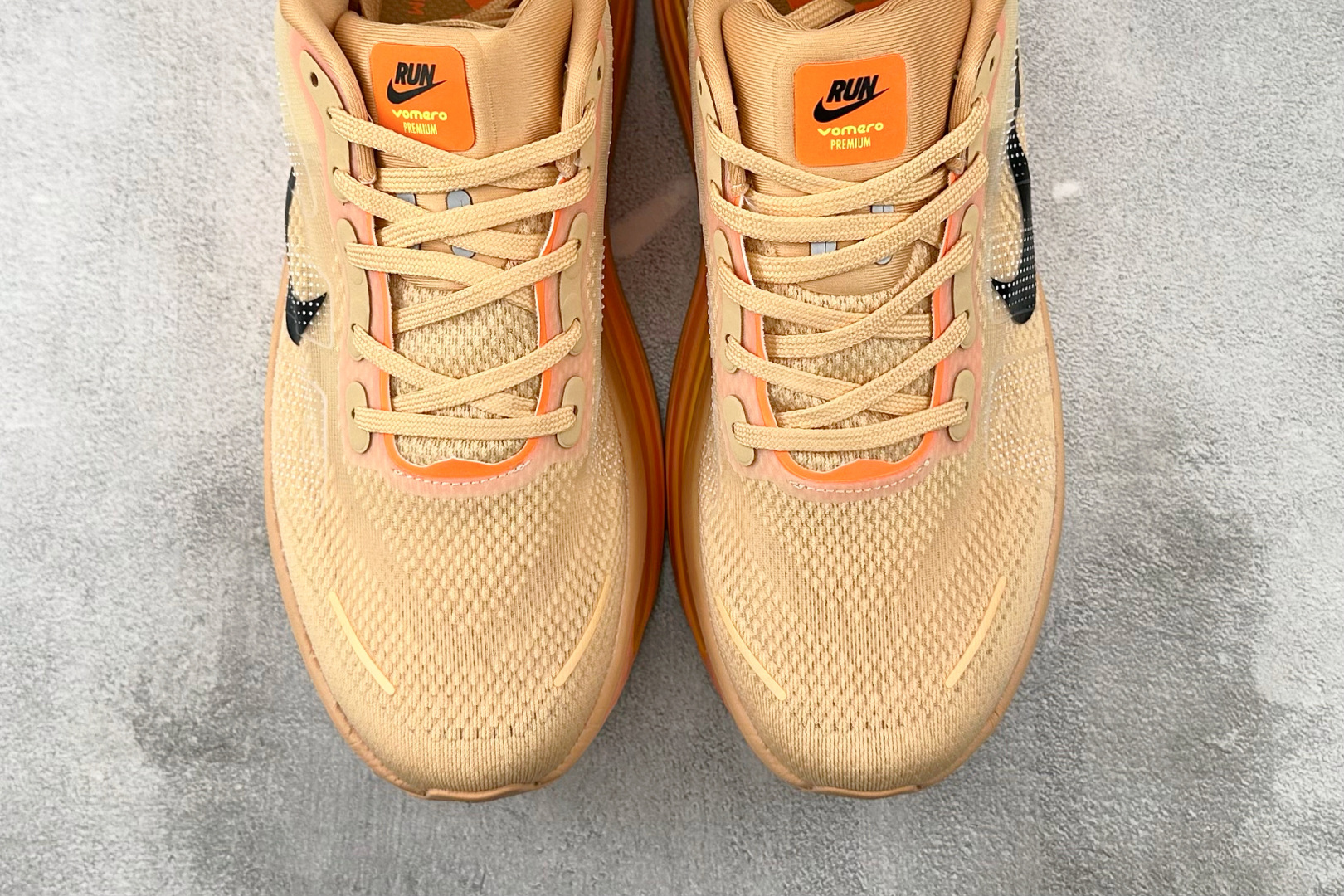 Nike Vomero Vomero Premium 橙色 HQ2050-100