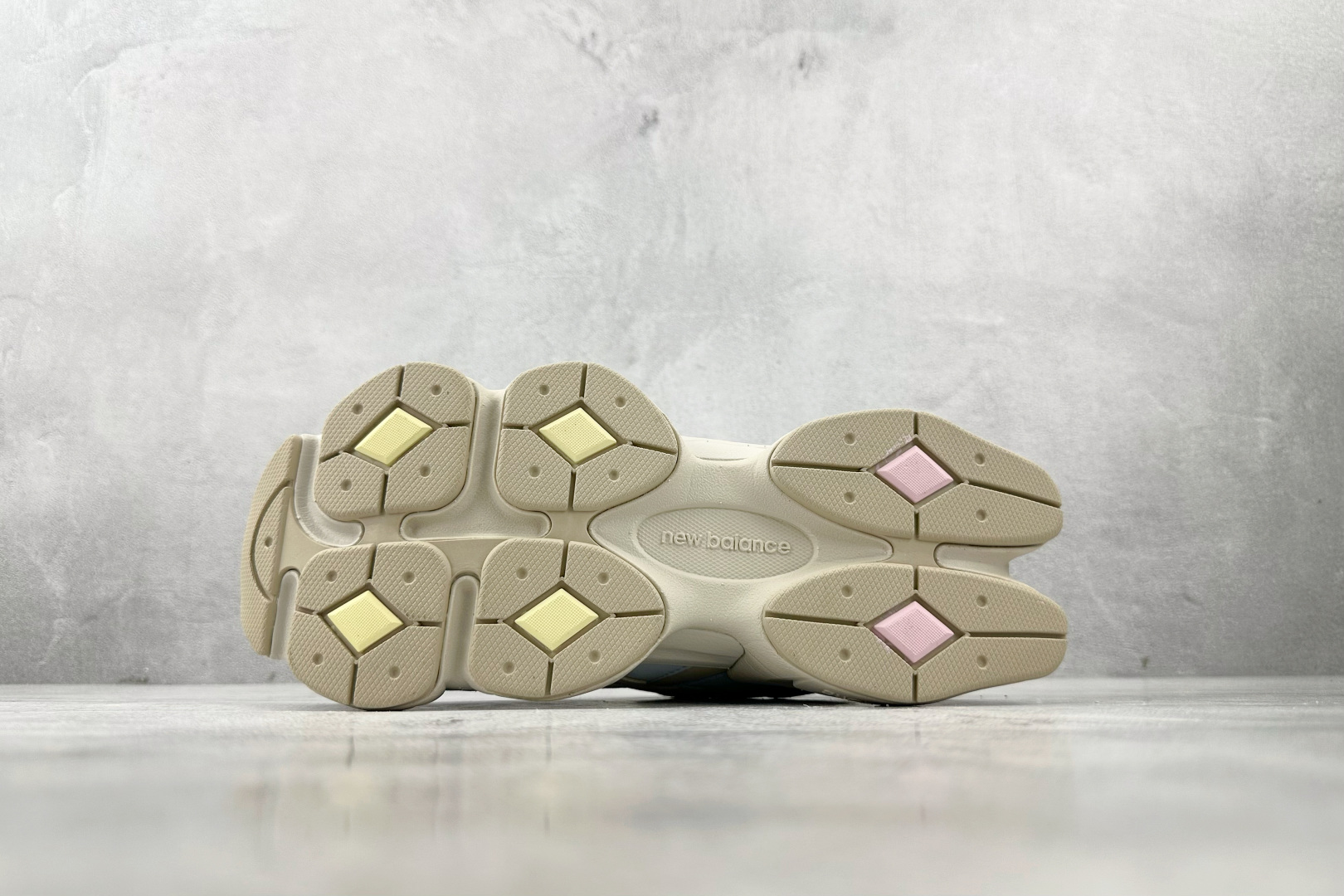 大厂出品 New Balance NB 9060 米白 U9060JDS