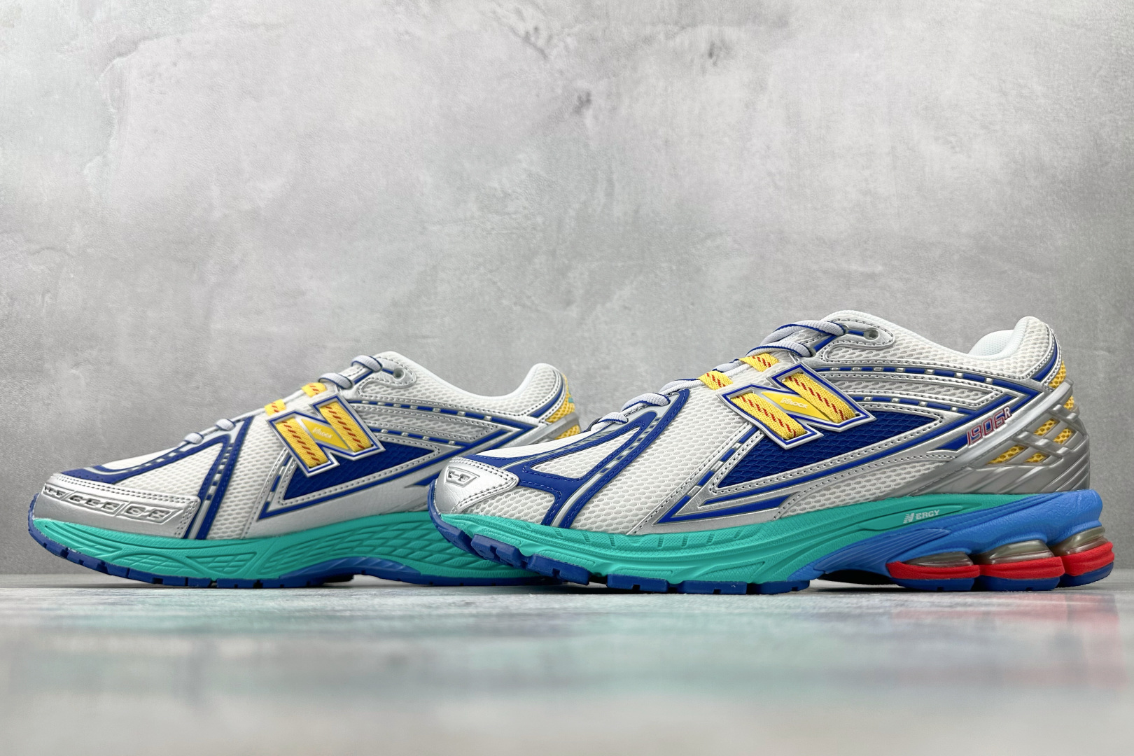 大厂出品 DTLR x New Balance NB 1906R 白蓝 U1906RMS