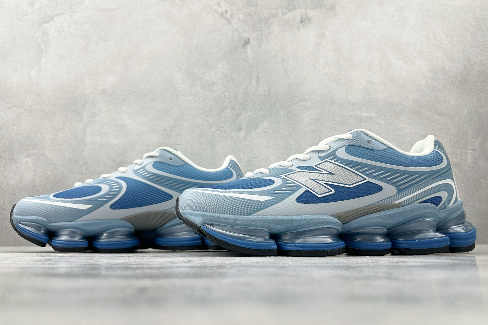 C 版 
大厂出品 New Balance NB 2000 蓝色

货号：U2000。BB
尺码：36 