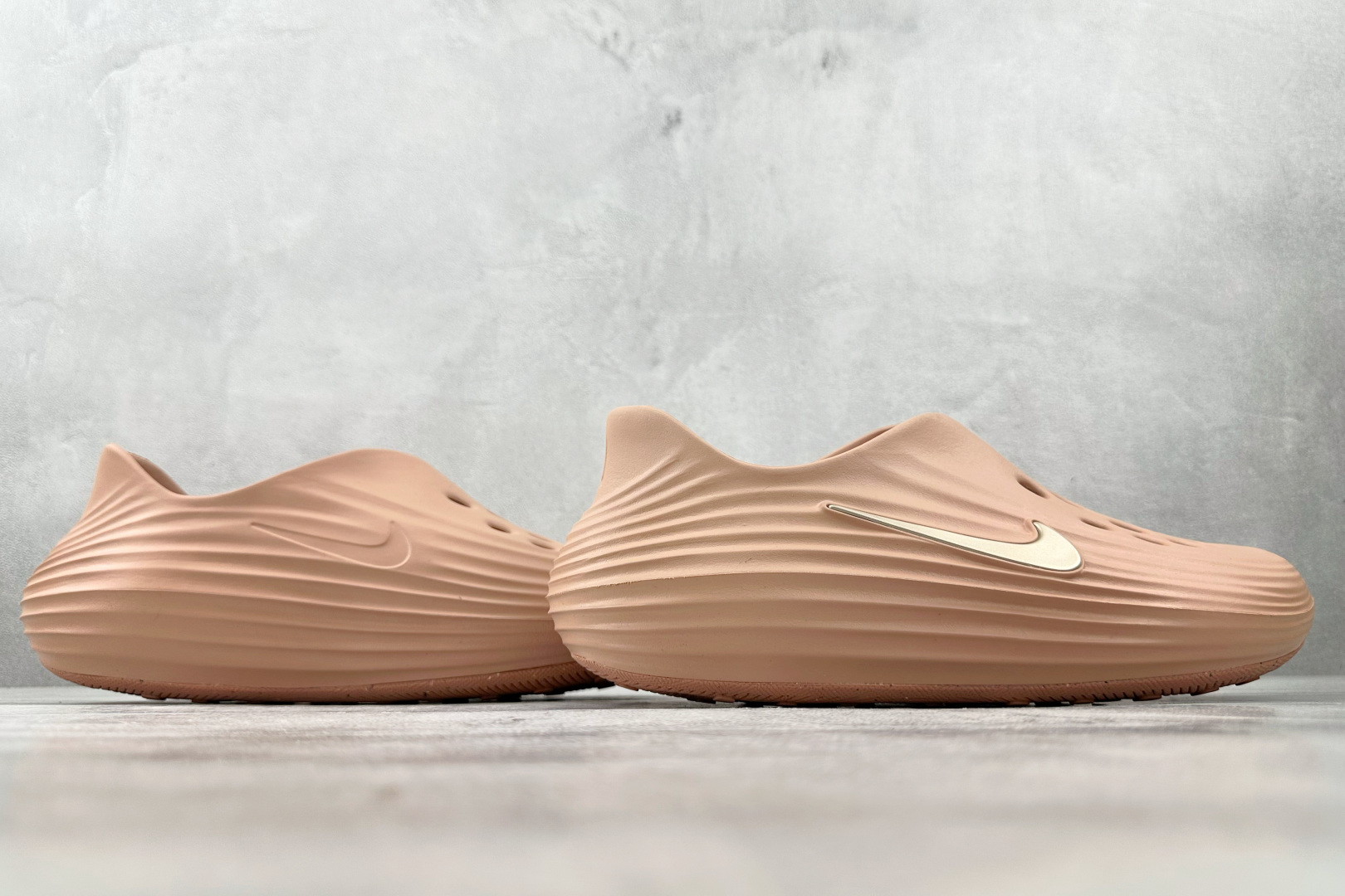 外贸专供 Nike ReactX Rejuven8 玫瑰金 HV5062-602