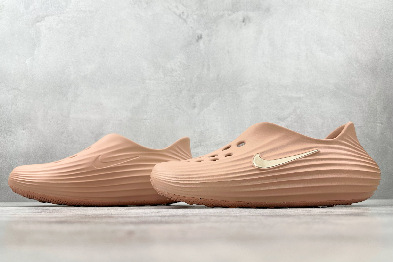 外贸专供 Nike ReactX Rejuven8 玫瑰金 HV5062-602