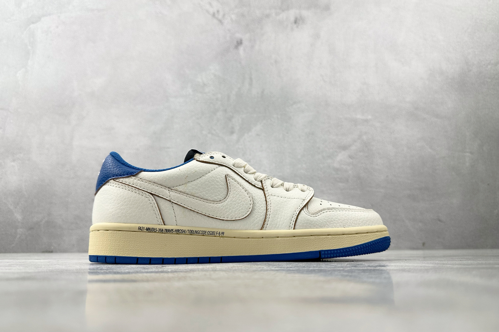 图片[2]-XC  Travis Scott x Jordan Air Jordan 1 Low OG 蓝色 货号：DM7866-104 尺码：36 36.5 37 38.5 39 40 40.5 41 42 42.5 43 44 44.5 45 46-选品中心