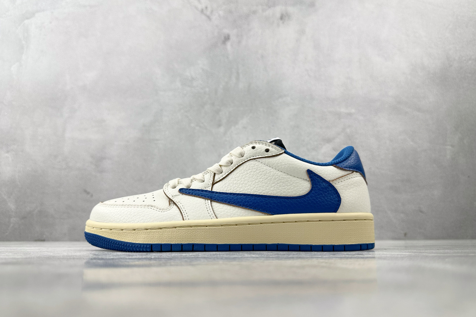 XC  Travis Scott x Jordan Air Jordan 1 Low OG 蓝色 货号：DM7866-104 尺码：36 36.5 37 38.5 39 40 40.5 41 42 42.5 43 44 44.5 45 46-选品中心