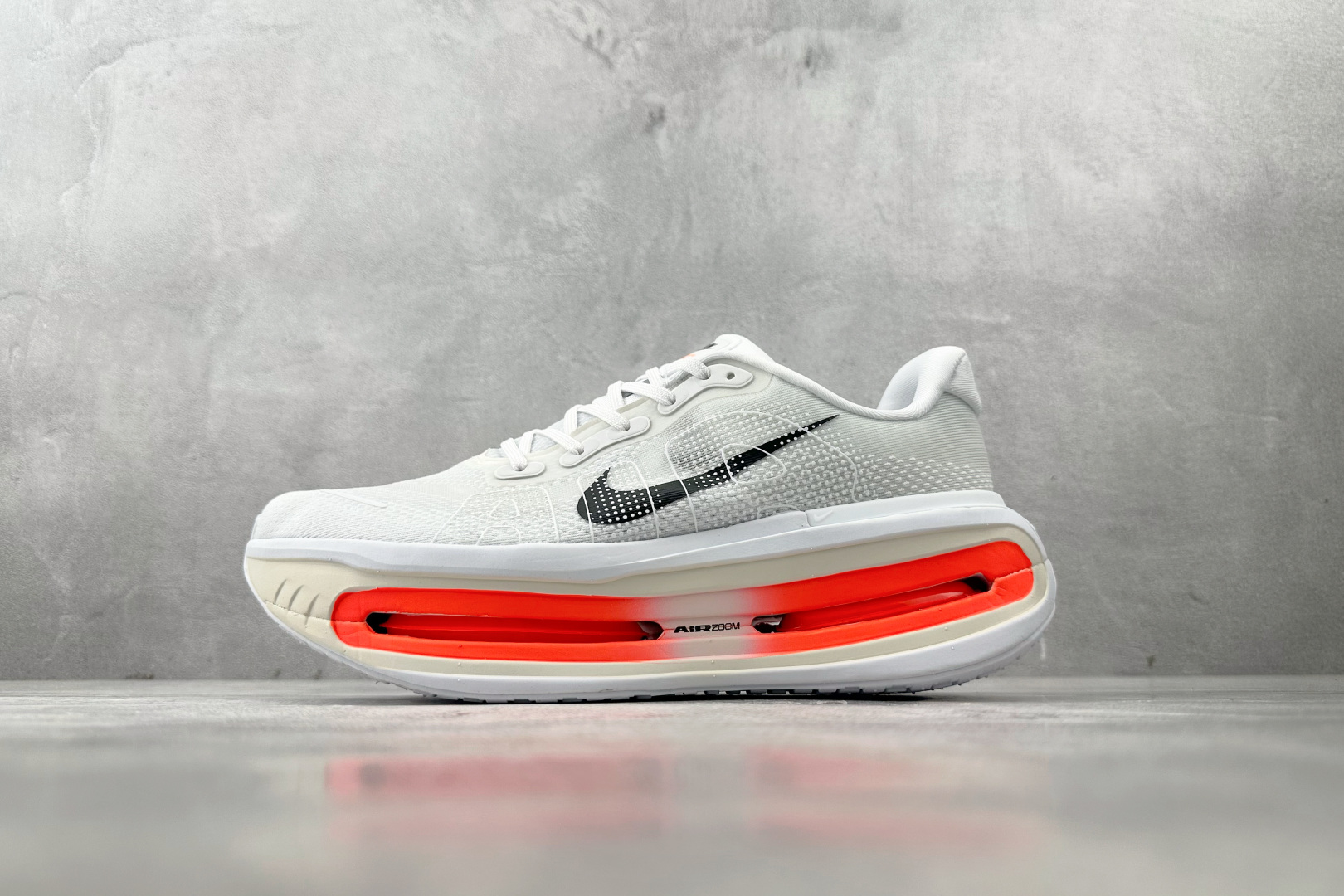 Nike Vomero Vomero Premium 白橙 HQ2050-631