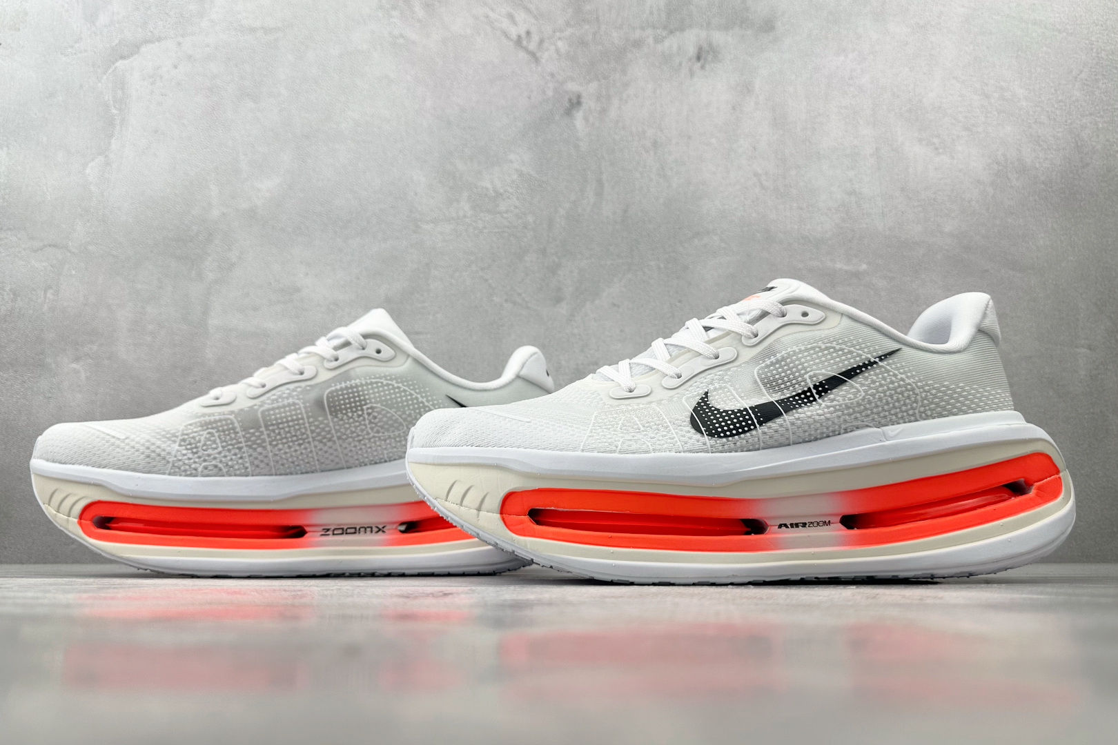 Nike Vomero Vomero Premium 白橙 HQ2050-631