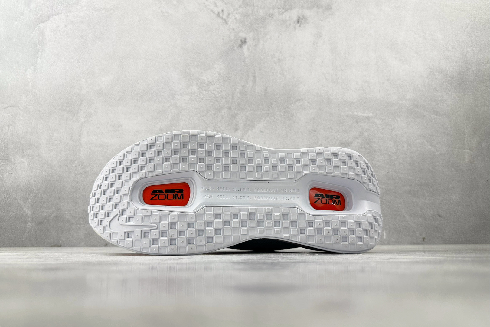 Nike Vomero Vomero Premium 白橙 HQ2050-631