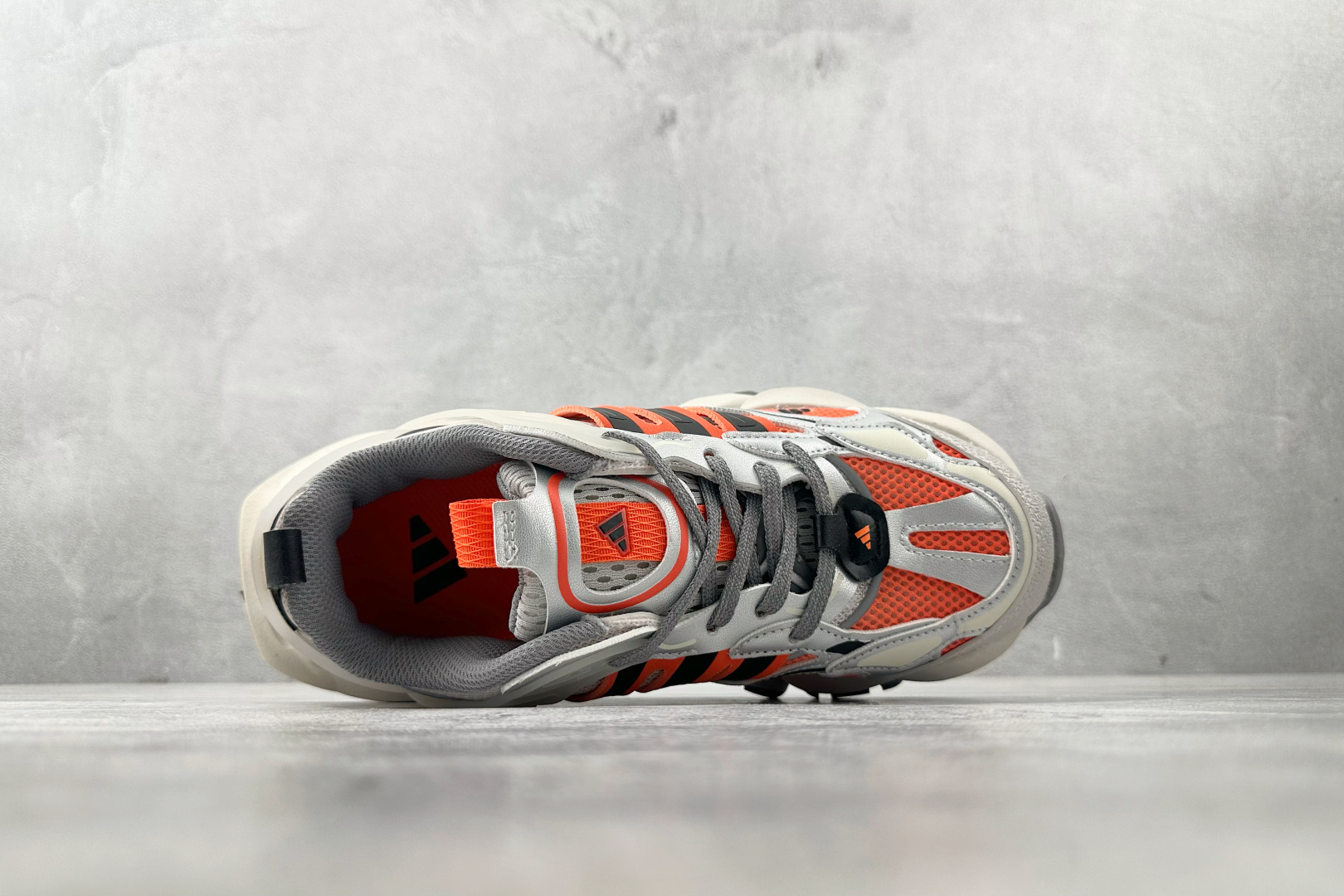 adidXLG RUNNER DELUXE 灰橙色 JP5763