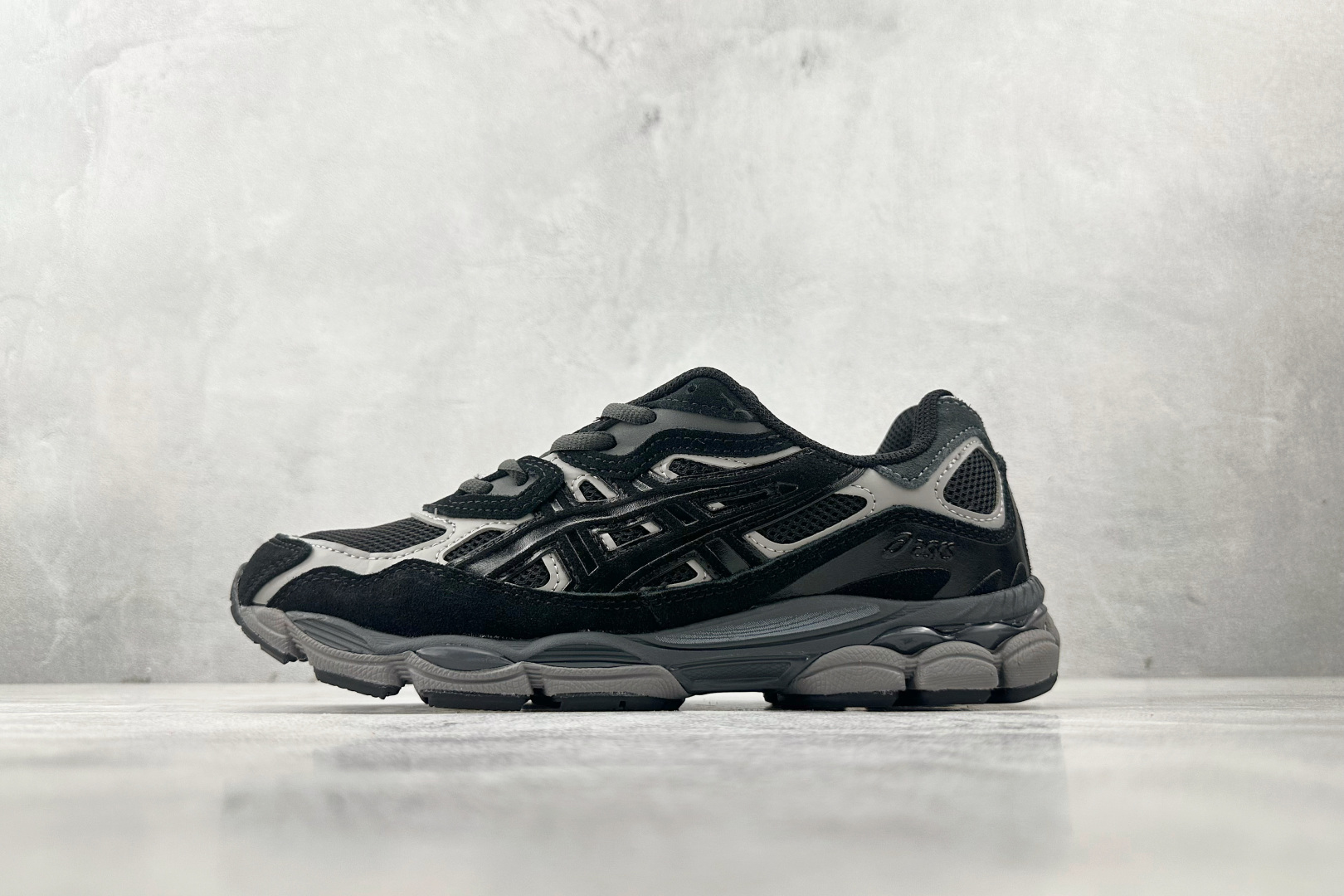 Asics GEL-NYC系列 黑色 1201A789-020