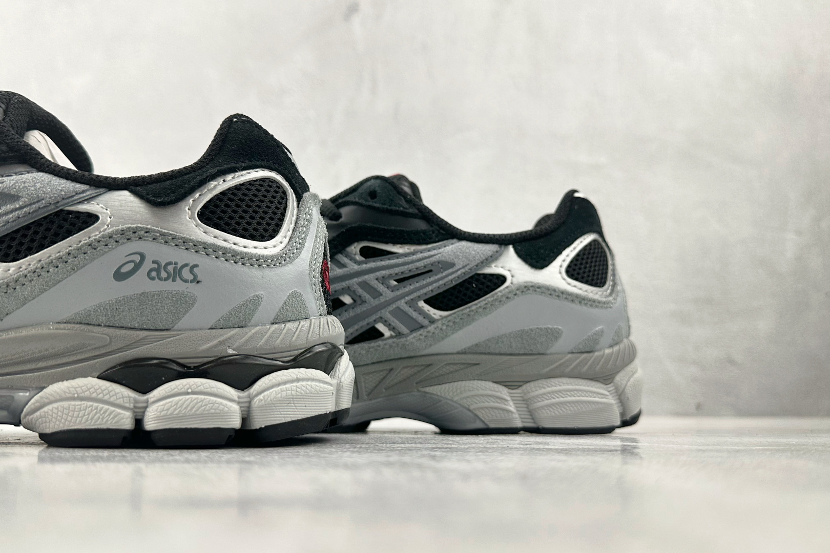 Asics GEL-NYC系列 黑灰色 1203A383-003