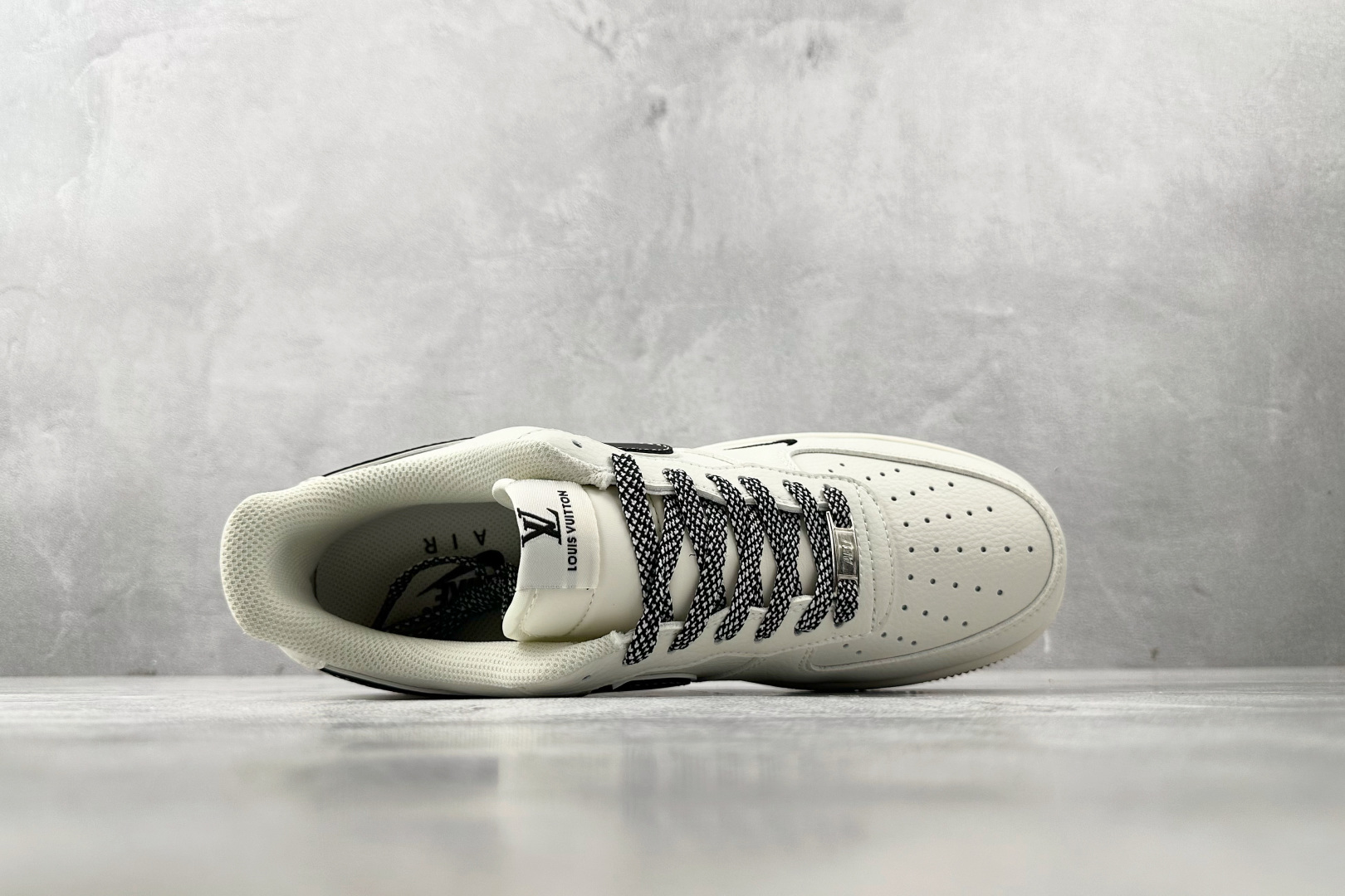Nike Air Force 1'07 LV 联名 米白黑 CS5288-020