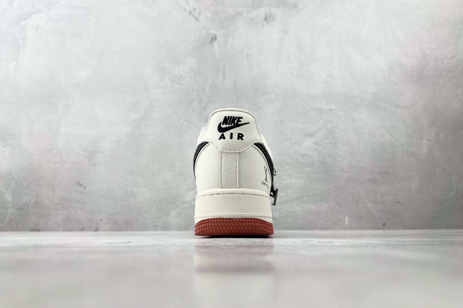 Nike Air Force 1'07 LV 联名 米白黑 CS5288-020