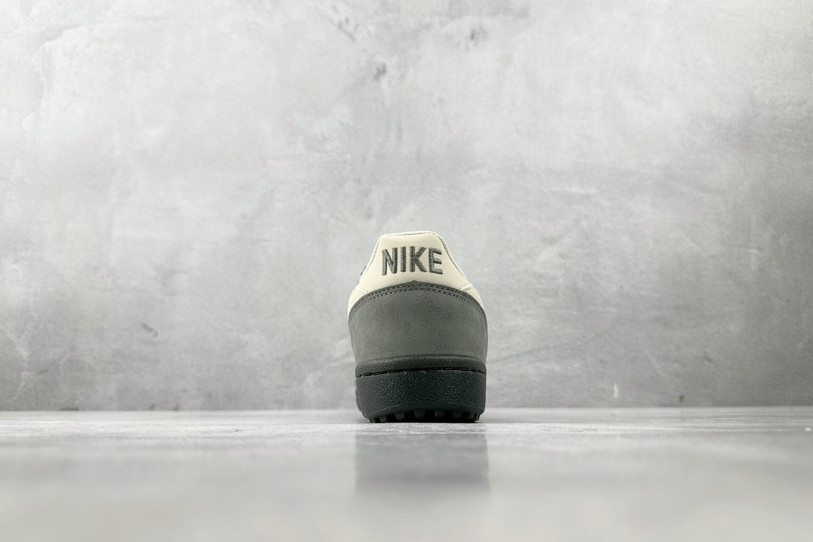 出口订单 Nike Field General 82 浅军绿 IF0666-300