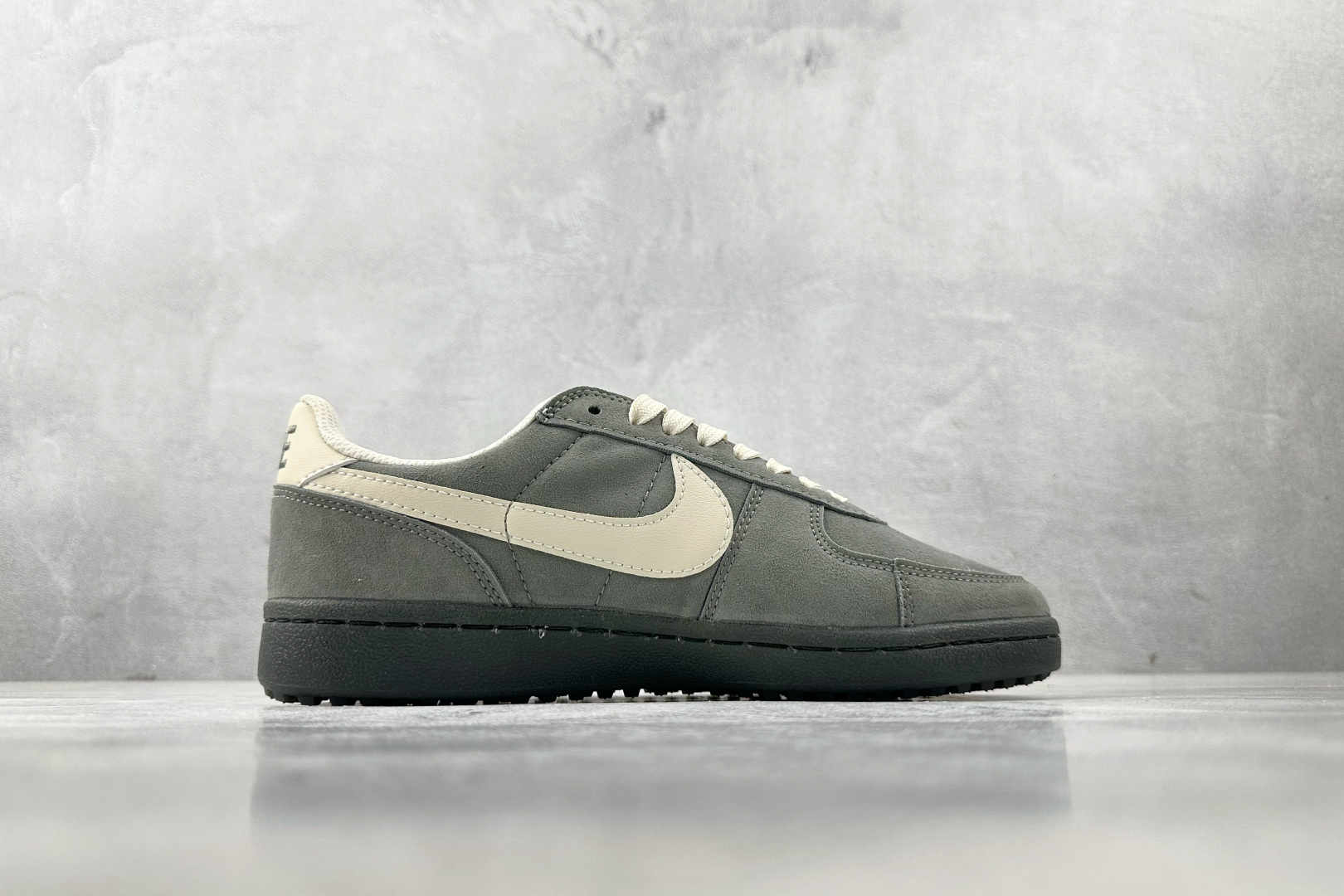 出口订单 Nike Field General 82 浅军绿 IF0666-300