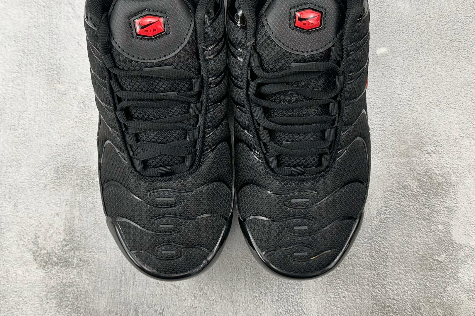 图片[7]-外贸 GW  Nike Air Max Plus 黑红色 货号：HV2891-001 尺码：36 36.5 37.5 38 38.5 39 40 40.5 41 42 42.5 43 44 44.5 45 46-选品中心