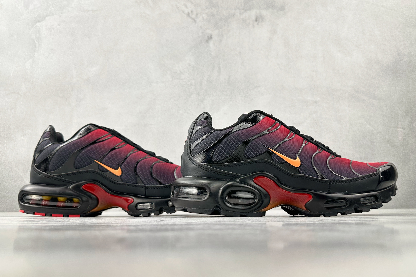 图片[6]-外贸 GW  Nike Air Max Plus 黑红色 货号：FB8024-600 尺码：36 36.5 37.5 38 38.5 39 40 40.5 41 42 42.5 43 44 44.5 45 46-选品中心