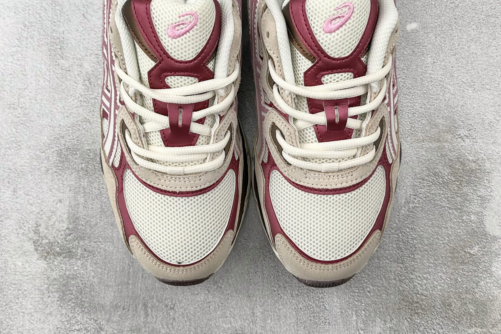 Asics GEL-NYC系列 甜粉色 1203A788-100