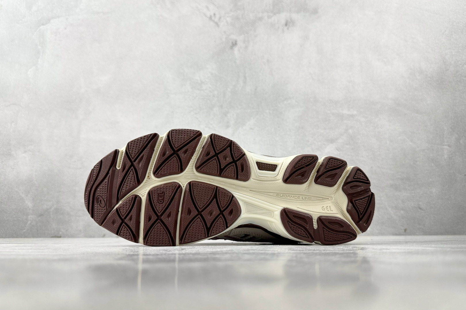 Asics GEL-NYC系列 甜粉色 1203A788-100