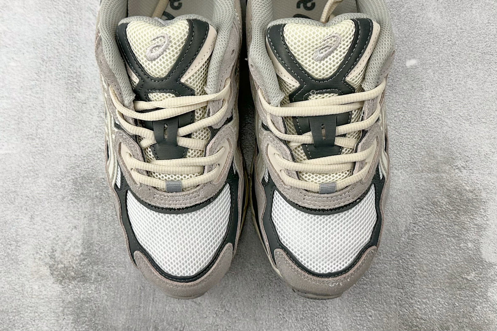 Asics GEL-NYC系列 米灰 1201A789-103