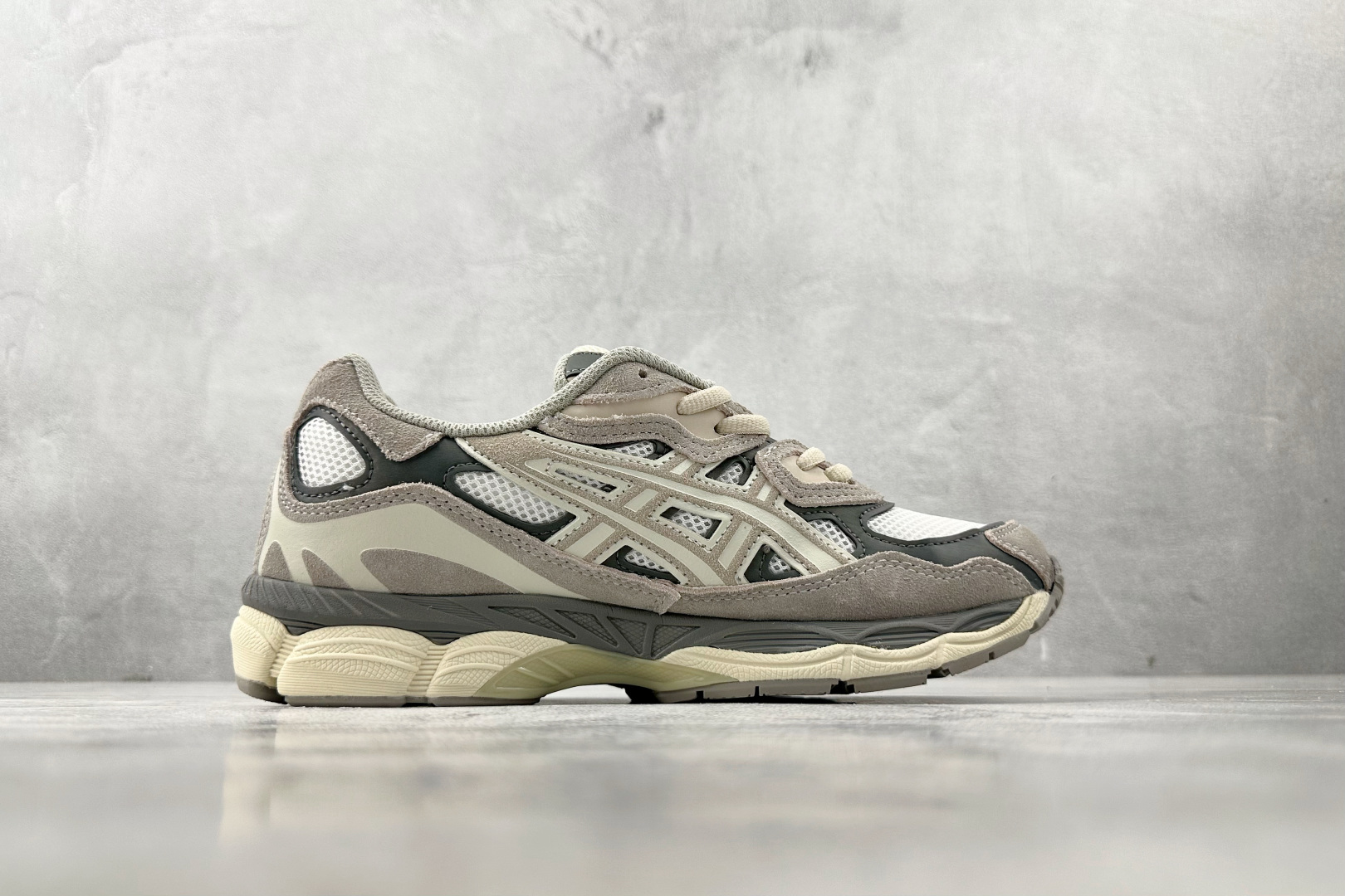 Asics GEL-NYC系列 米灰 1201A789-103