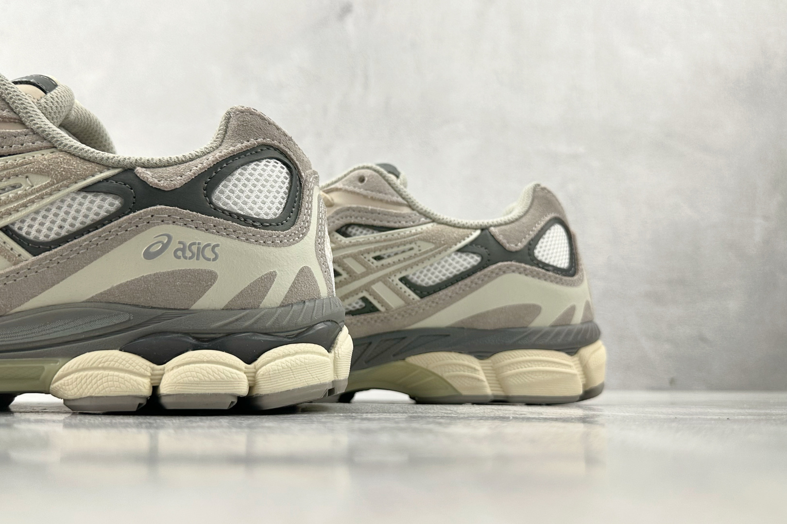 Asics GEL-NYC系列 米灰 1201A789-103