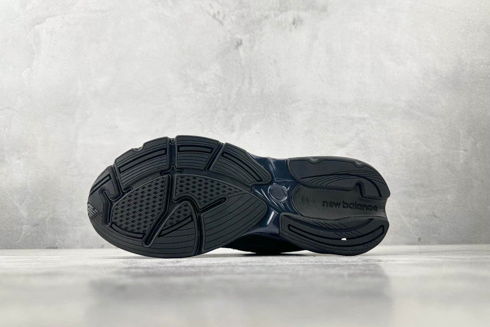 大厂出品 New Balance NB 2010 黑灰 U2010RTC