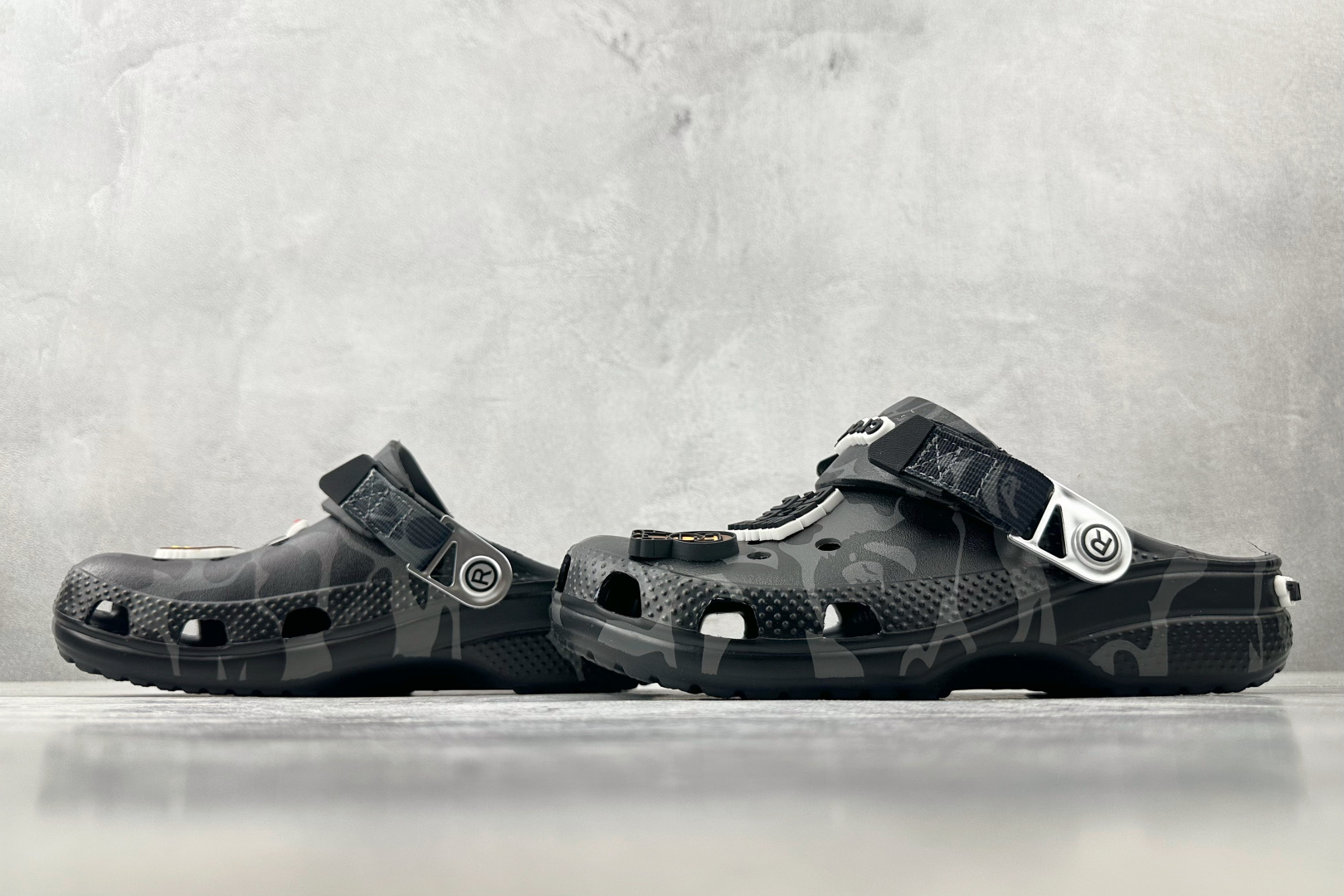 Bape x Crocs卡骆驰 Classic Cl黑色 209627-001