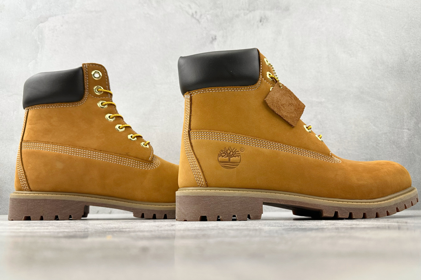 300 Timberland添柏岚 PREMIUM系列 黄色 10061M