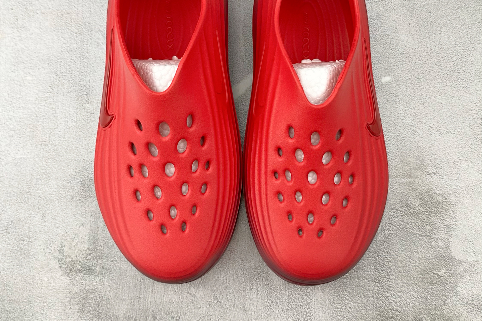 120 Nike ReactX Rejuven8 红色 HV5060-601