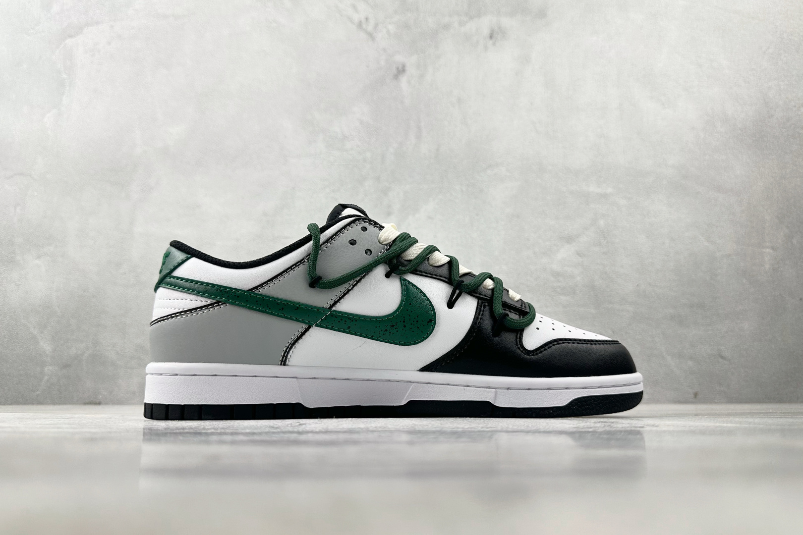 定制球鞋 Nike Dunk 绿野仙踪 黑绿 CW1590-100