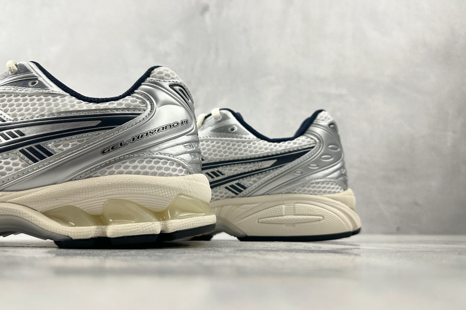 顶级纯原 JJJJound xAsics Gel-Kayano 14 白银黑 1203A961-100