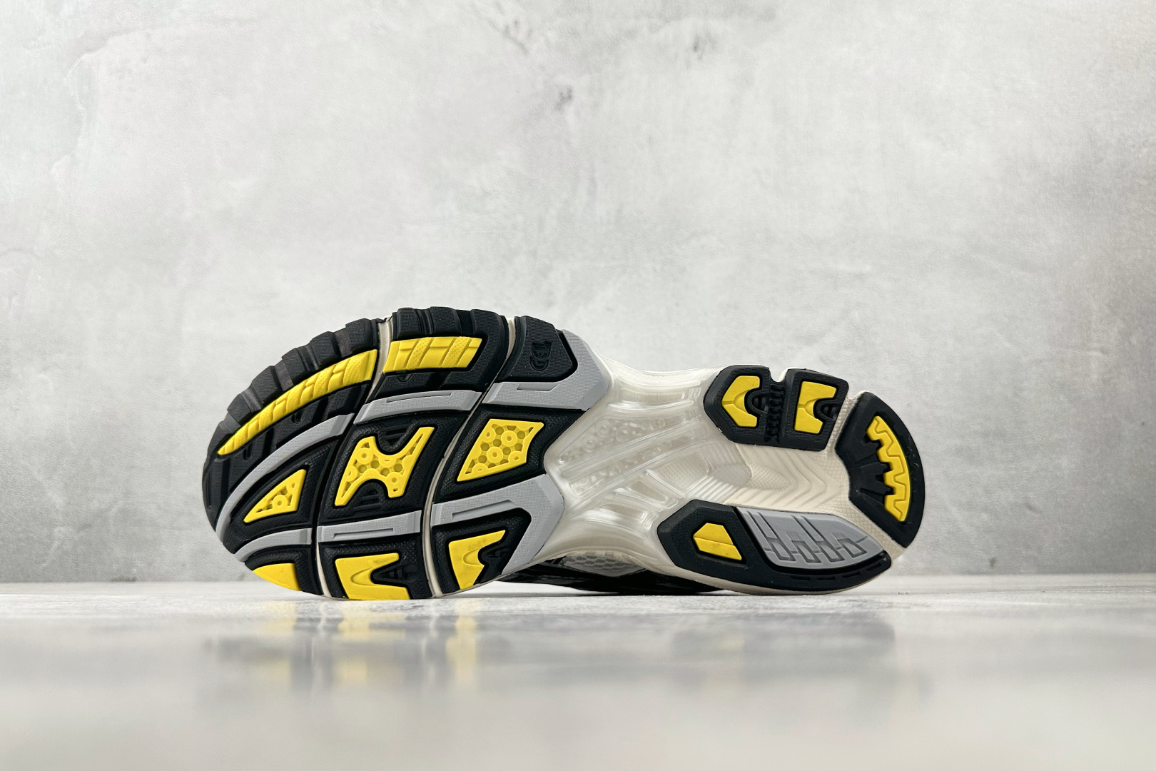顶级纯原 JJJJound xAsics Gel-Kayano 14 白银黑 1203A961-100