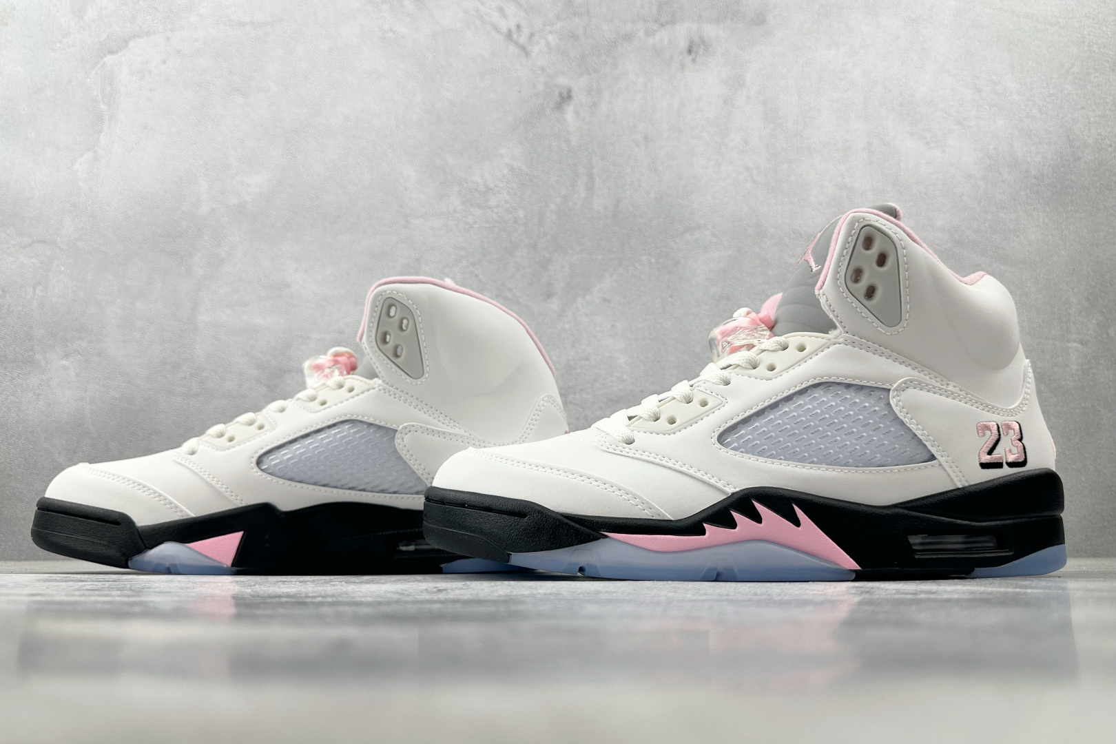 顶级纯原 Jordan Air Jordan 5 Retro 白黑粉 I03372-700