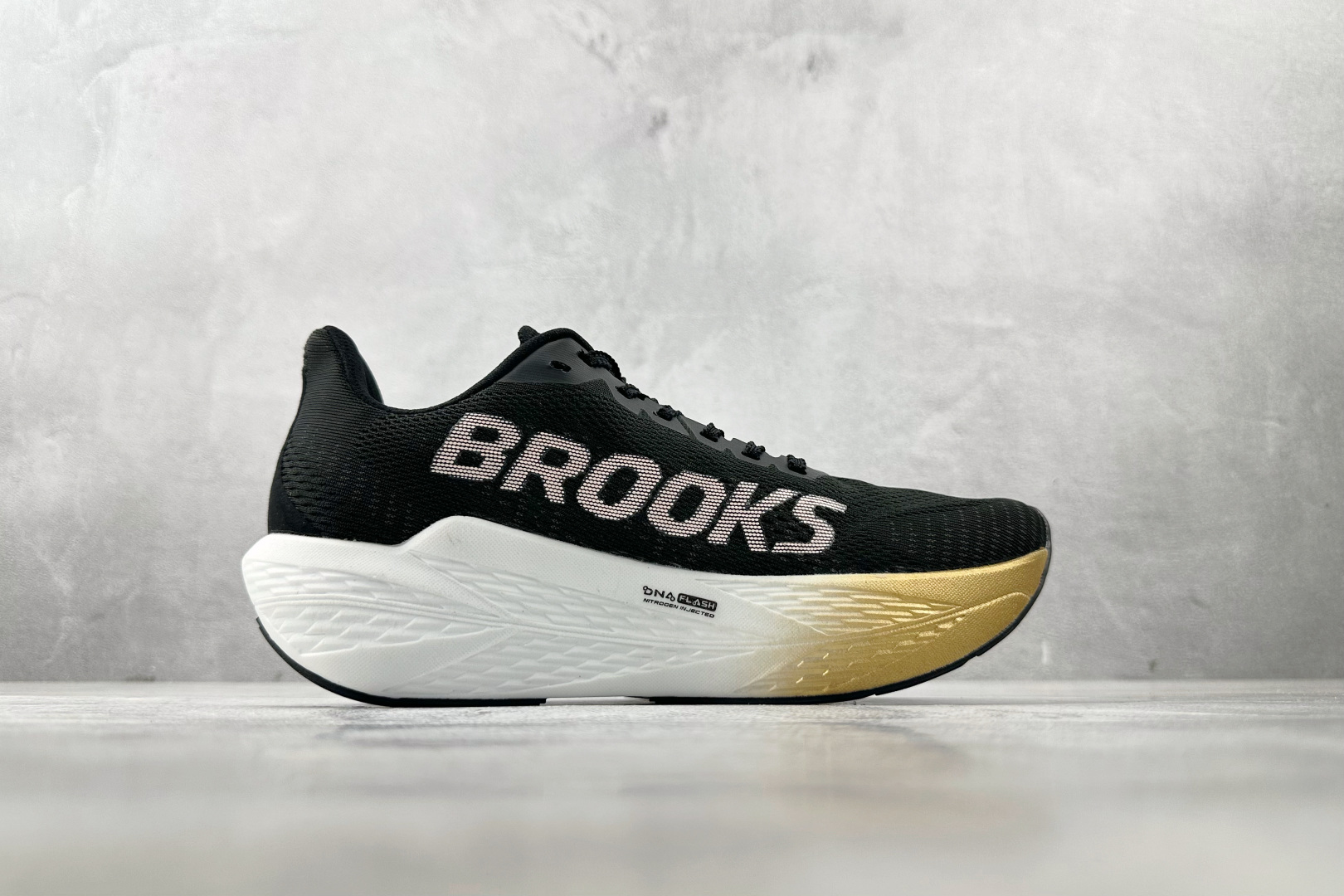 Brooks布鲁克斯 HyperiMax 2 黑金色 1104341D-098