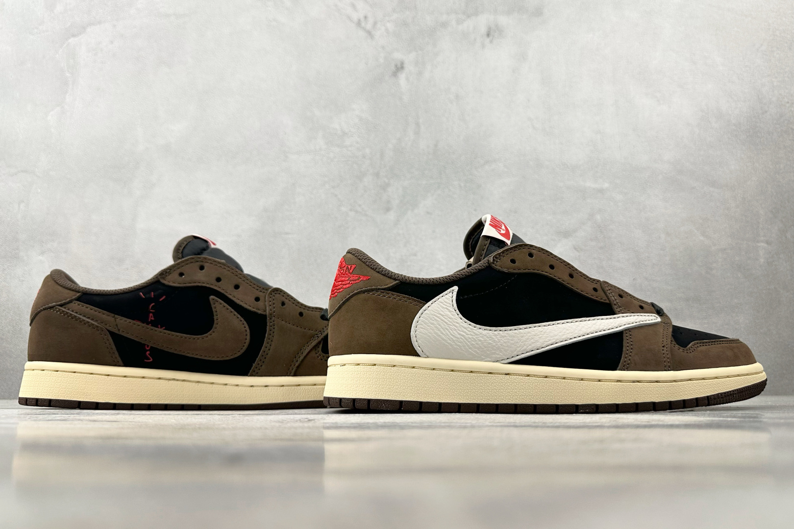 360 Travis Scott x Jordan Air Jordan 1 Low TS SP 倒钩1.0初代 联名款 深棕 CQ4277-001
