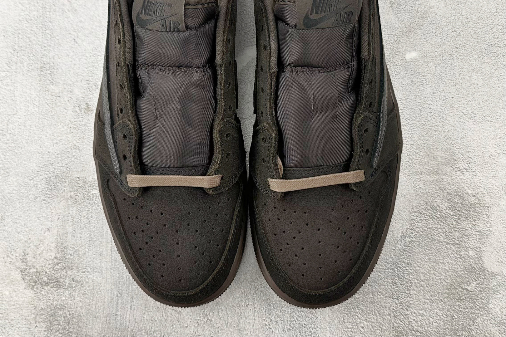 360 Travis Scott x Jordan Air Jordan 1 Low ”Velvet Brown”倒钩9.0 丝绒摩卡 黑棕  DM7866-202