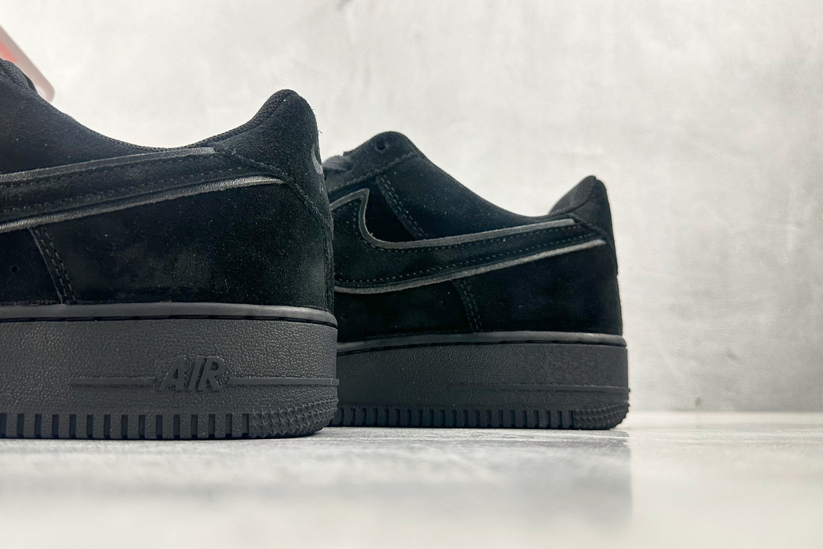 200 Nike Air Force 1 黑色 HQ1966-002