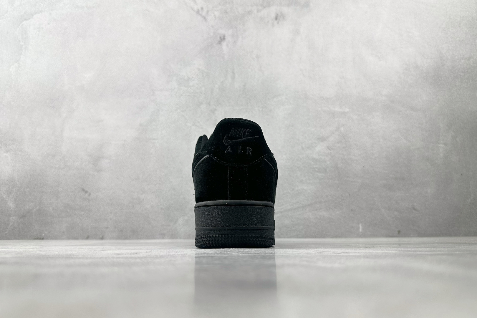200 Nike Air Force 1 黑色 HQ1966-002