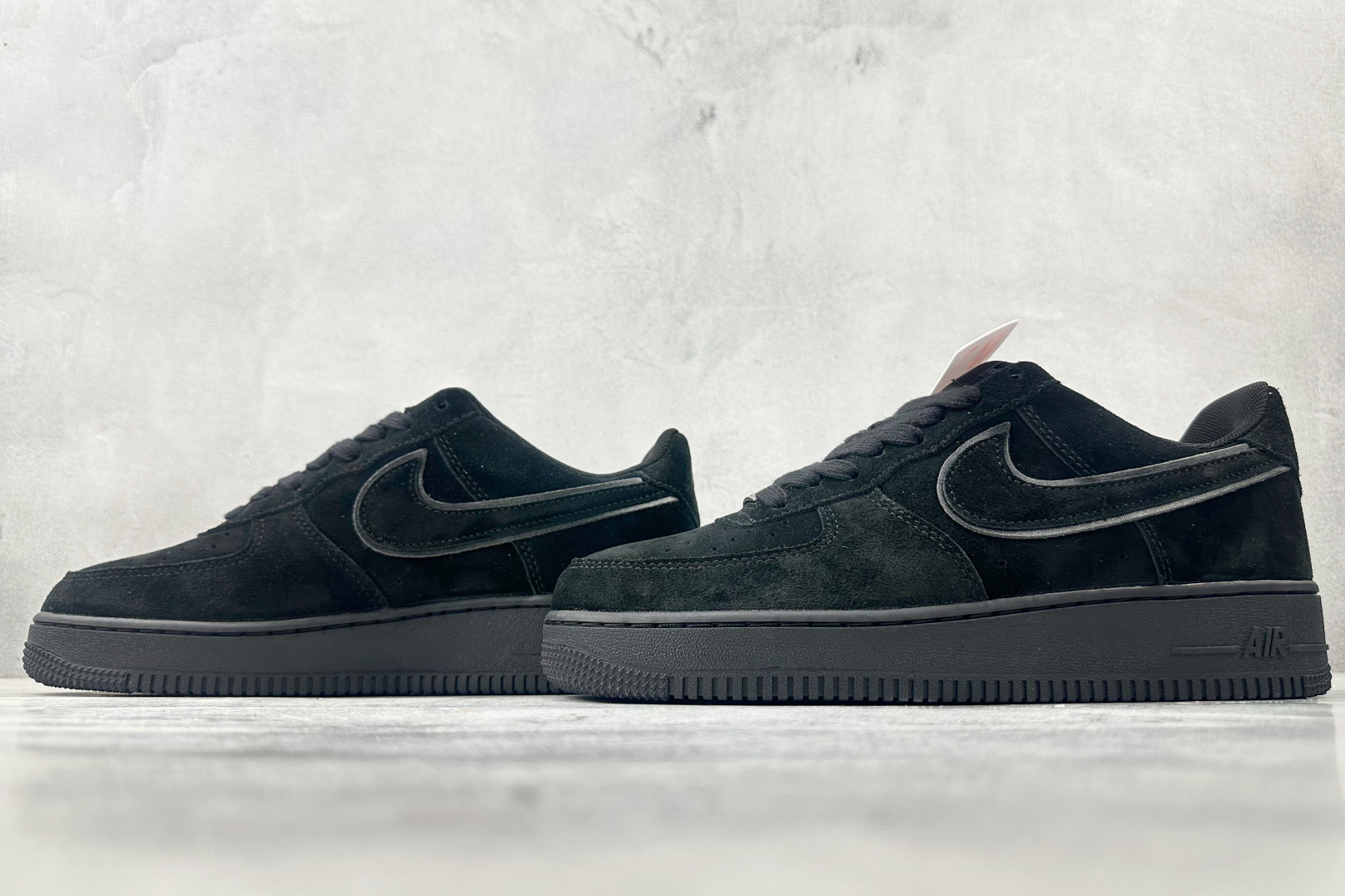 200 Nike Air Force 1 黑色 HQ1966-002
