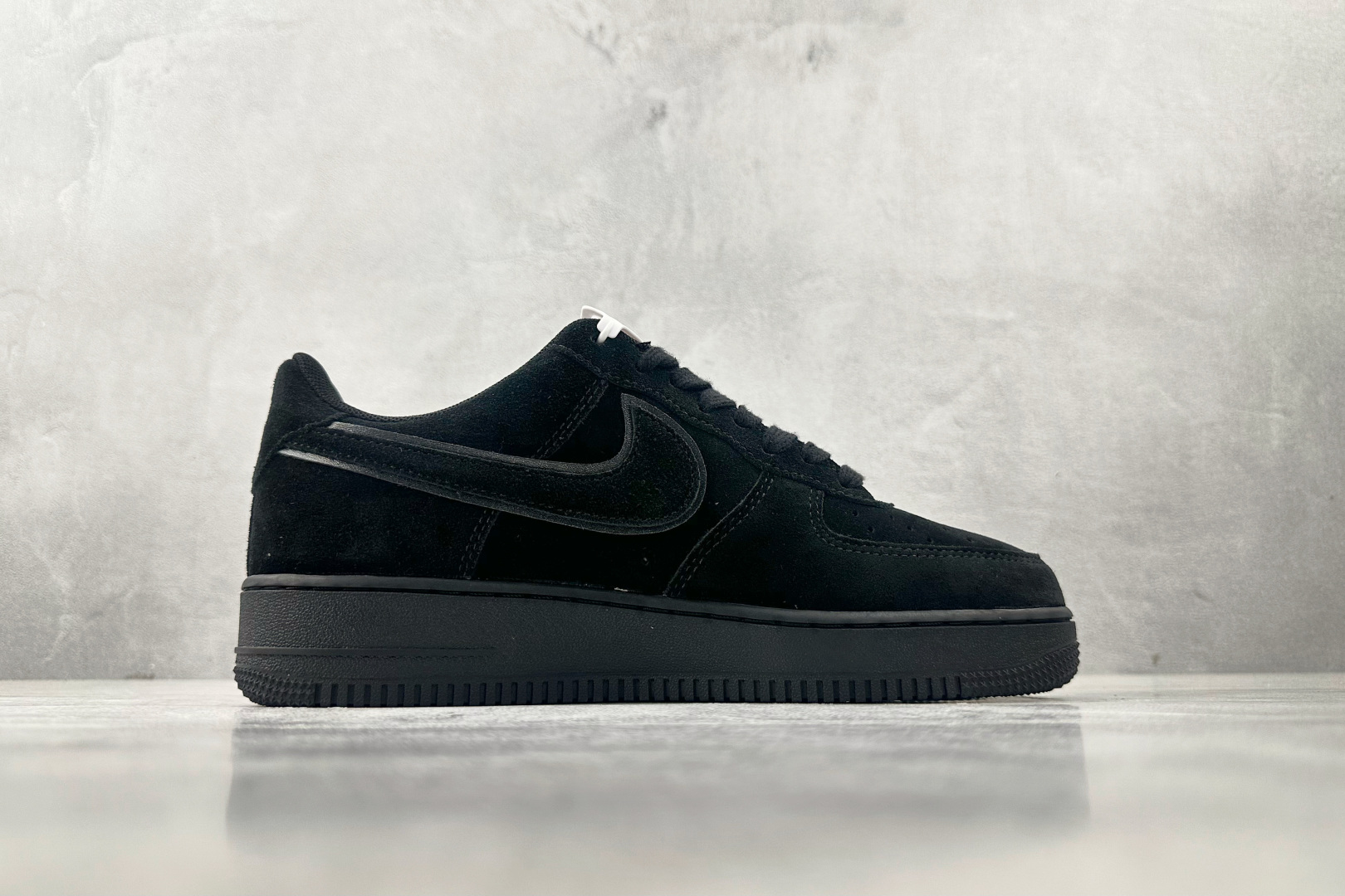 200 Nike Air Force 1 黑色 HQ1966-002